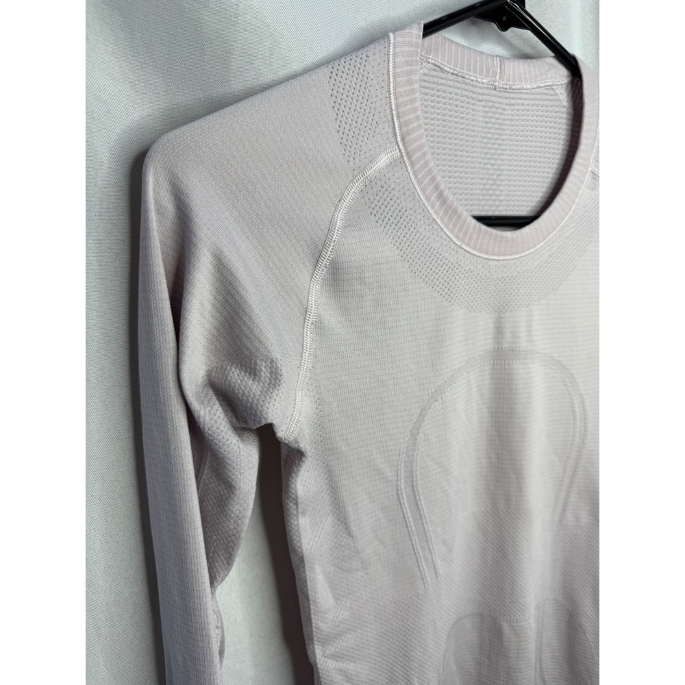 Lululemon Swiftly Tech Long Sleeve 2.0 Lavender Pink‎ Crew Neck Running Shirt - Picture 2 of 11